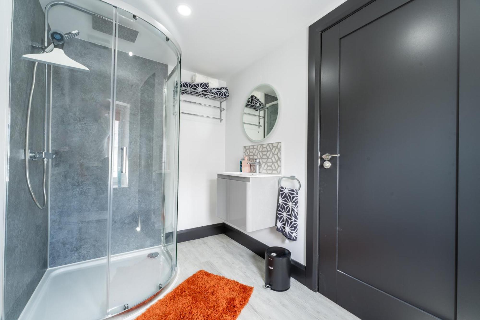 Market Square Apartments บุชมิลส์ ภายนอก รูปภาพ